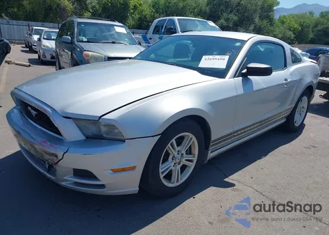 2013 Ford Mustang V6 из США, поврежденный, VIN 1ZVBP8AMXD5264580